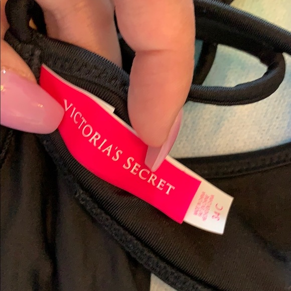 Black Victoria’s Secret Bikini - Picture 5 of 5